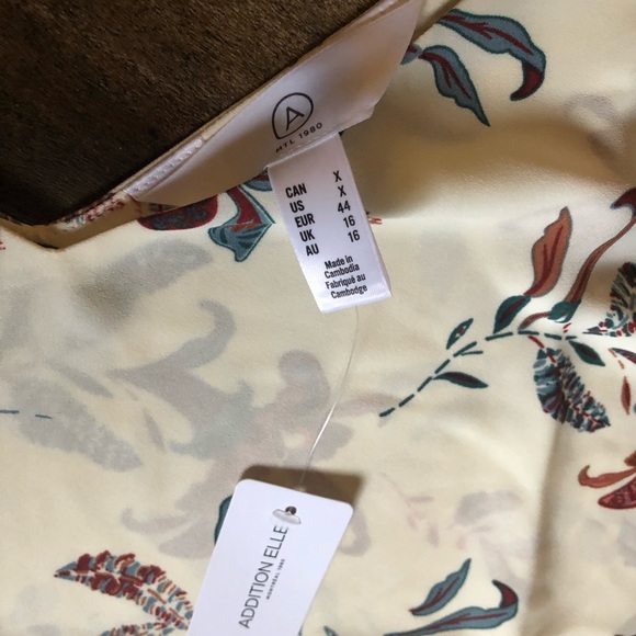 Additionelle silky crepe double layer camisole - Picture 4 of 4